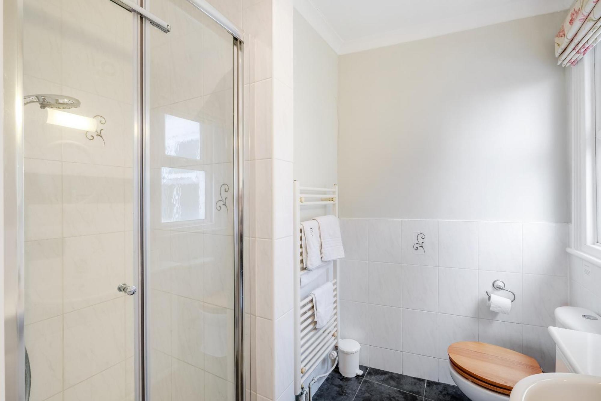 Charles House - Windsor Castle Hotel Luaran gambar