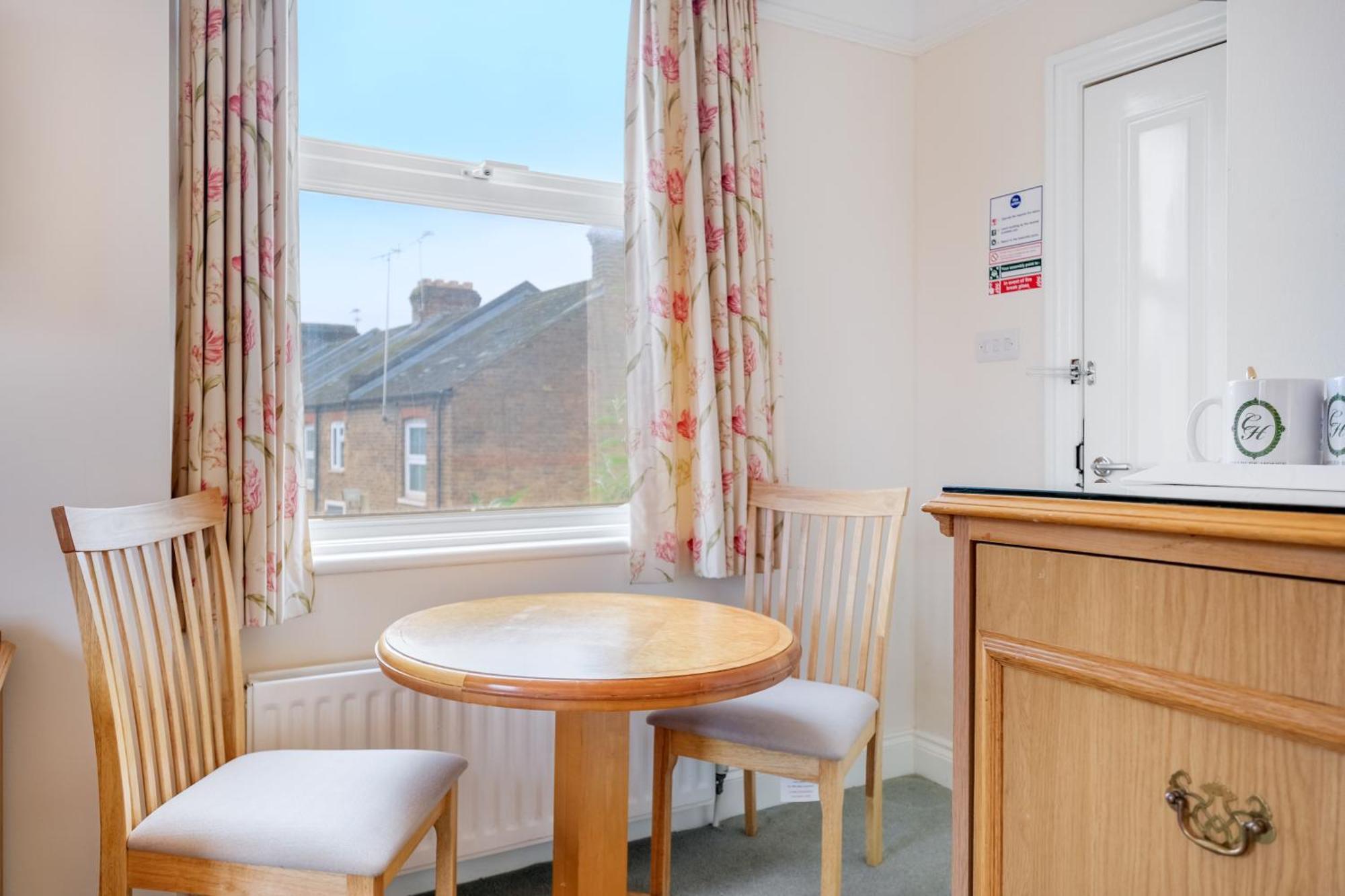 Charles House - Windsor Castle Hotel Luaran gambar