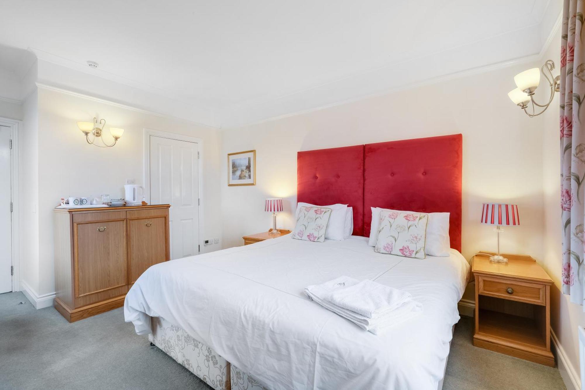 Charles House - Windsor Castle Hotel Luaran gambar